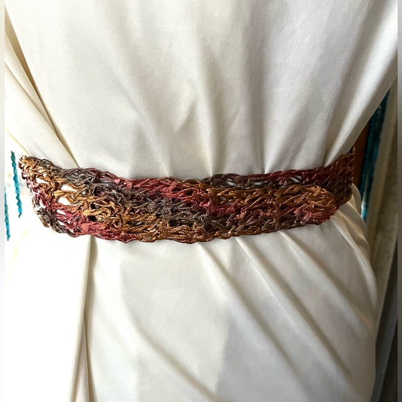 Vintage metal knit lace belt.